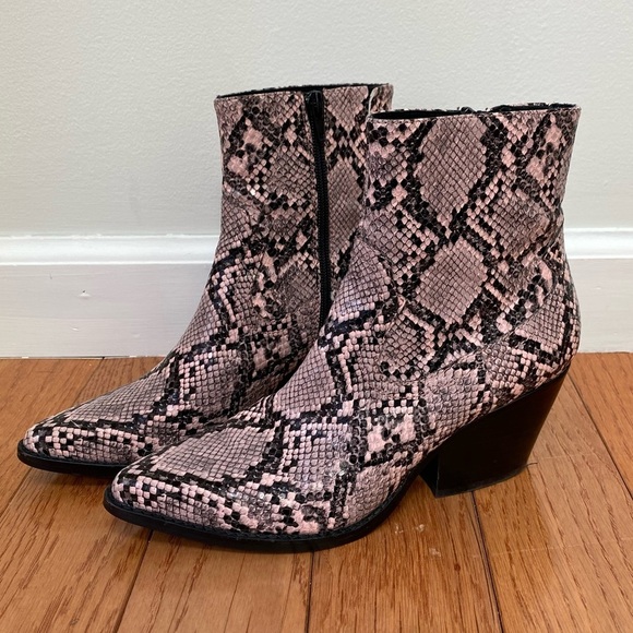 Jeffrey Campbell Kelam pink‎ snake print booties size 6.5 - Picture 3 of 9